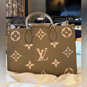 Louis Vuitton Brown and Cream Women's Bag